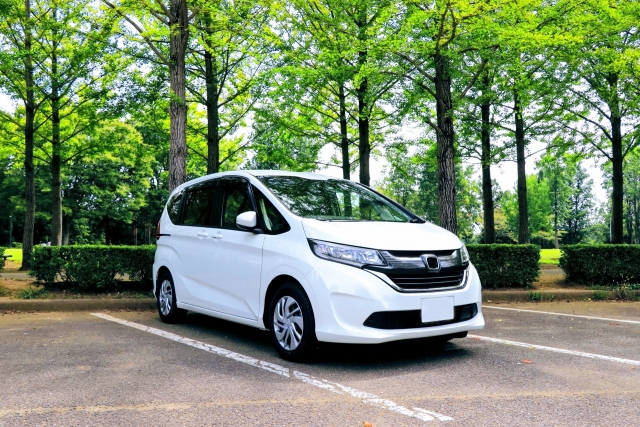 自動車